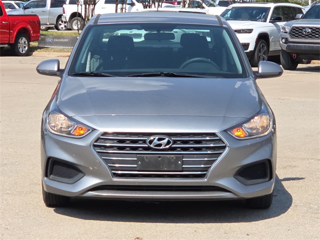 2021 Hyundai Accent SE photo 2
