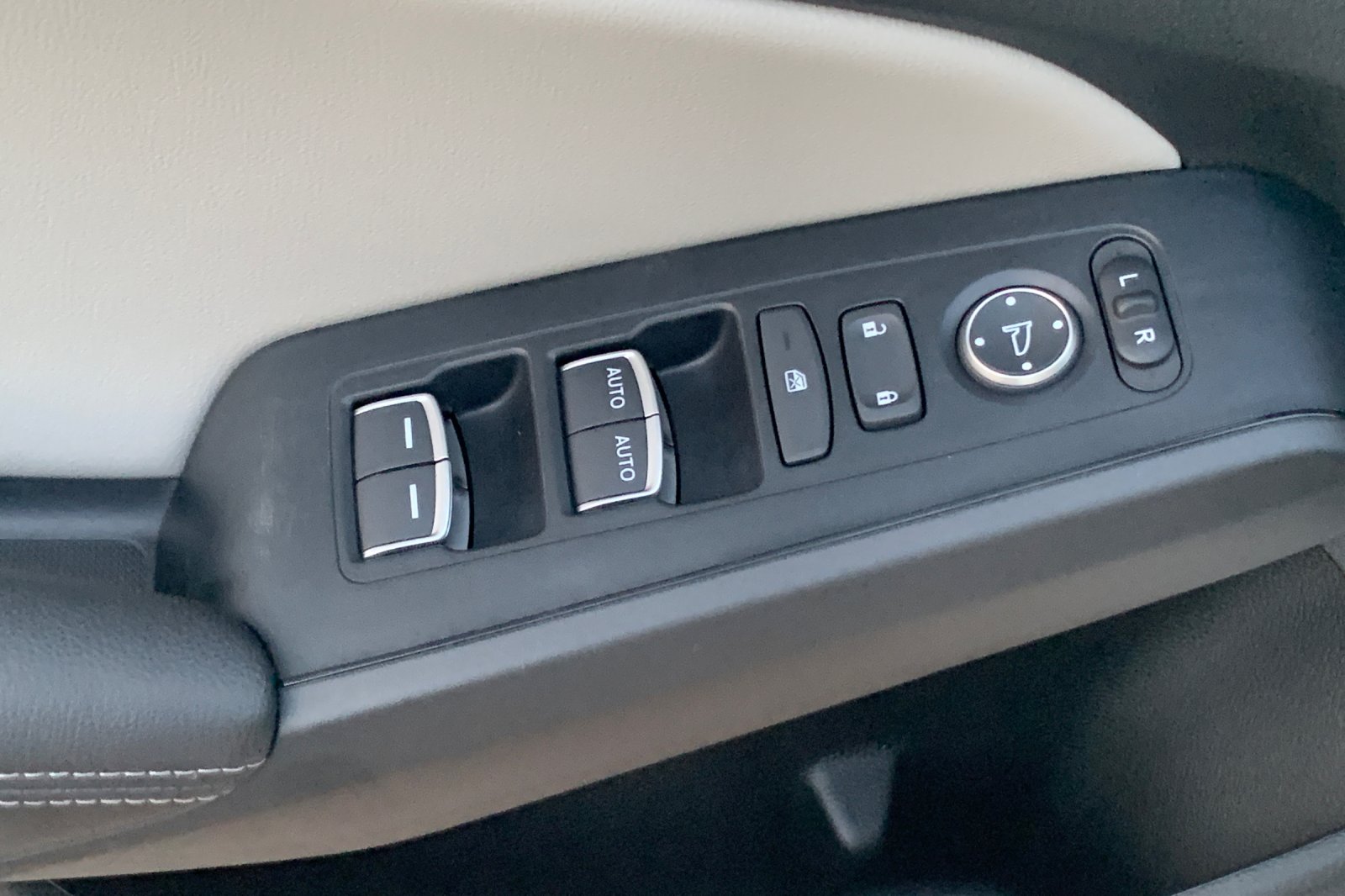 2023 Honda Civic EX-L photo 11