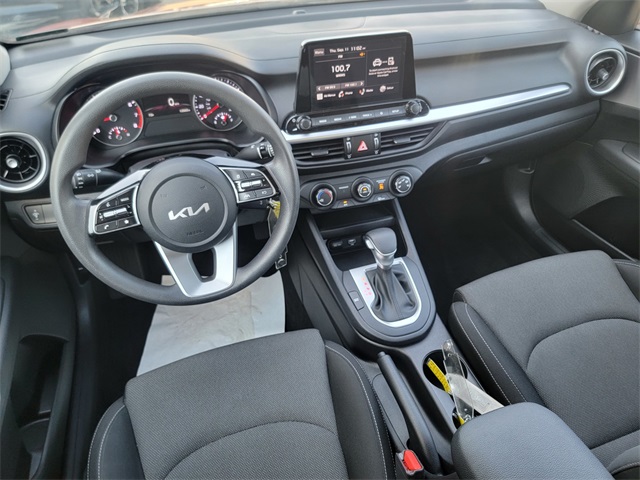 2022 Kia Forte FE LXS photo 31