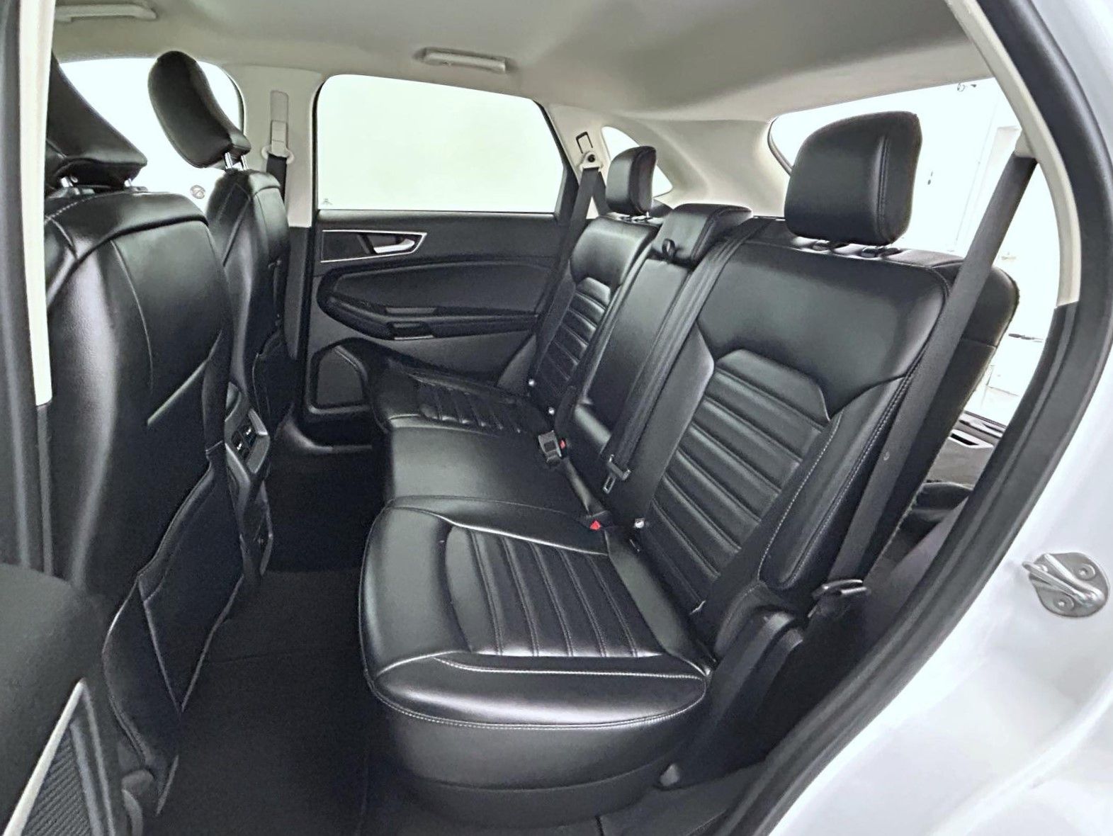 2024 Ford Edge SEL photo 18