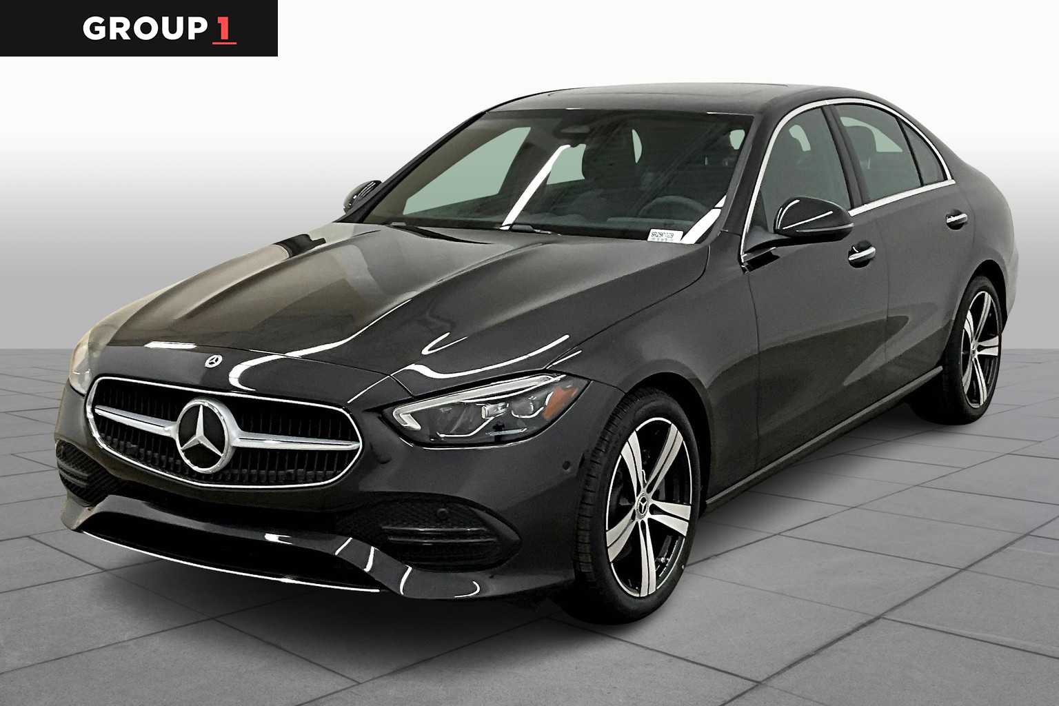 2025 Mercedes-Benz C-Class Sedan C 300's photo