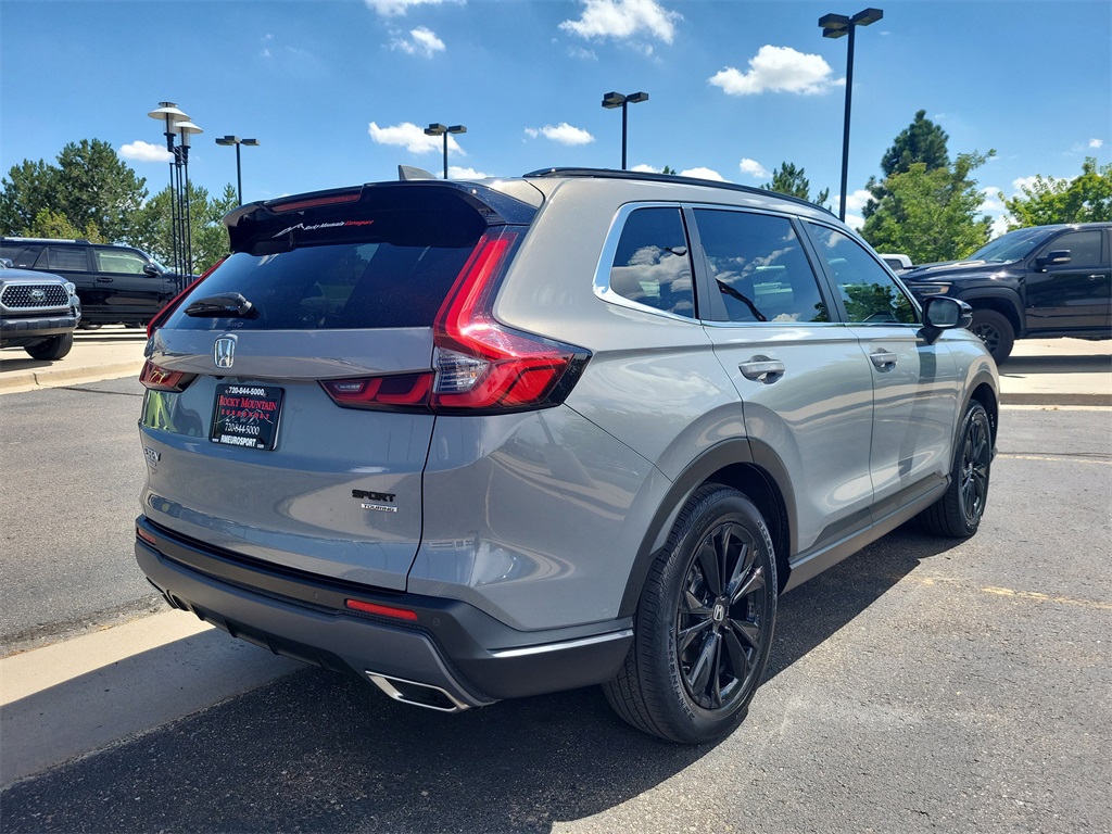 2023 Honda CR-V Hybrid Sport Touring photo 4