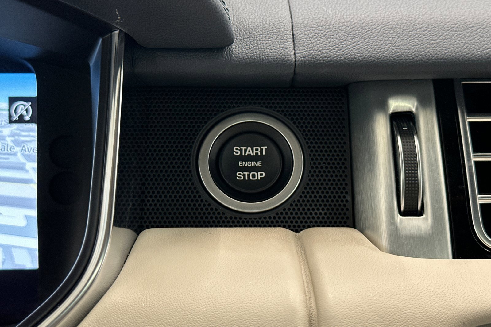 2021 Land Rover Range Rover HSE Westminster Edition photo 30