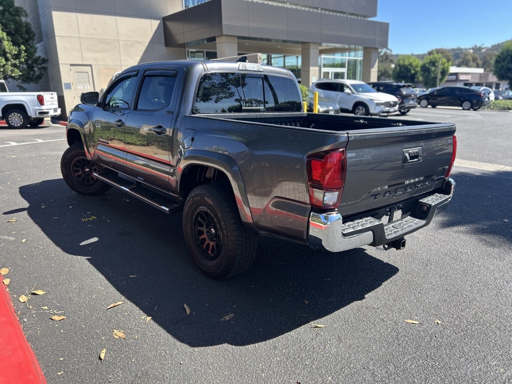 2019 Toyota Tacoma SR5 photo 5