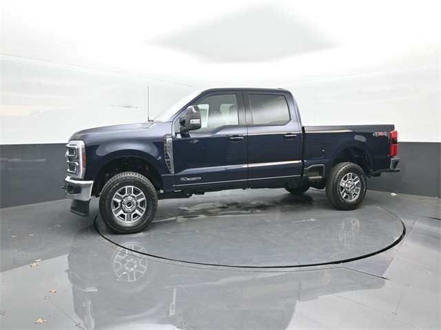 2025 Ford F-350 Lariat photo 4