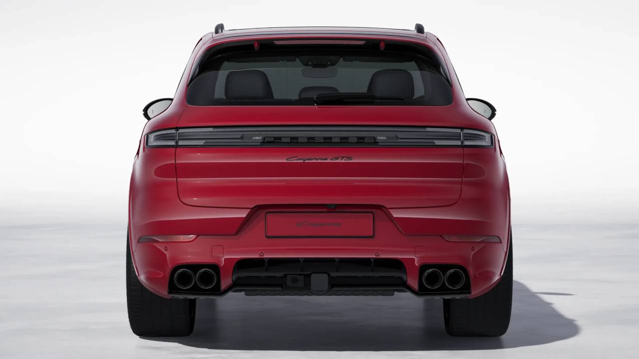 2026 Porsche Cayenne GTS photo 8