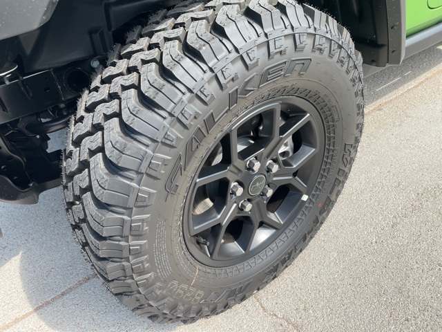 2025 Jeep Wrangler Willys photo 2