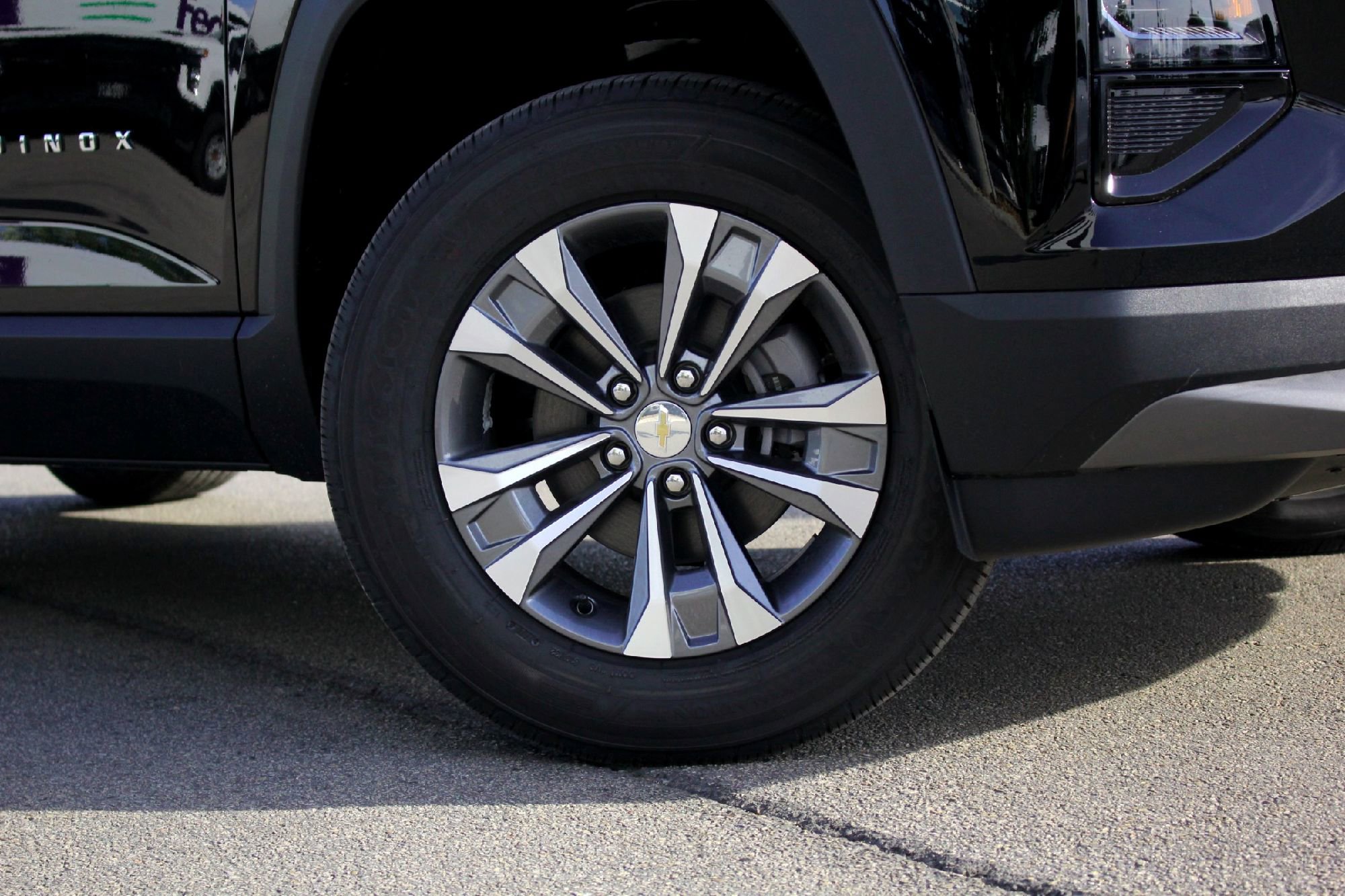 2026 Chevrolet Equinox LT photo 3