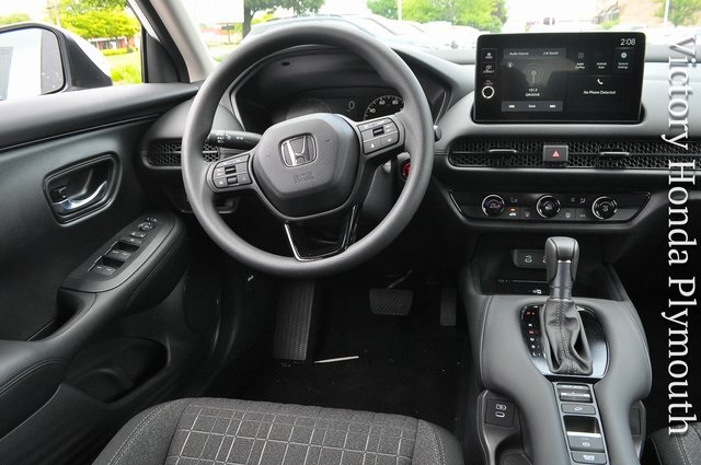 2026 Honda HR-V LX photo 15