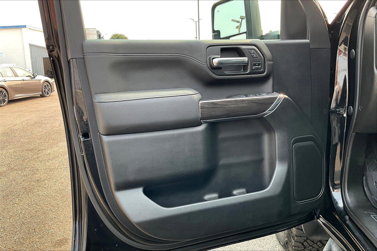 2022 Chevrolet Silverado 2500HD LTZ photo 22