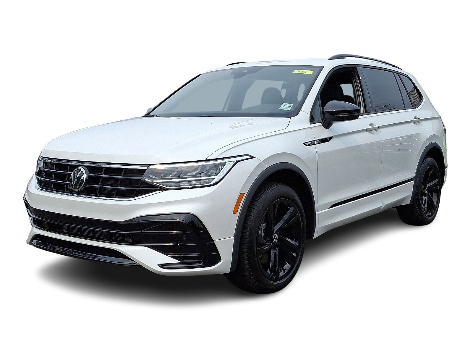 2024 Volkswagen Tiguan SE R-LINE BLACK's photo