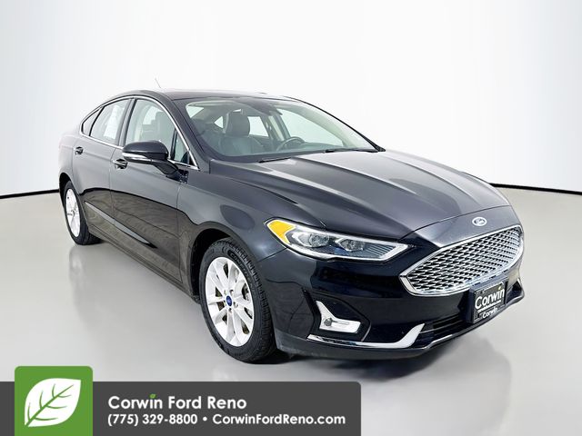 2019 Ford Fusion Energi Titanium's photo