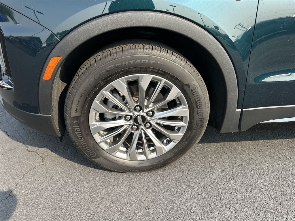 2024 Cadillac XT4 Premium Luxury photo 10