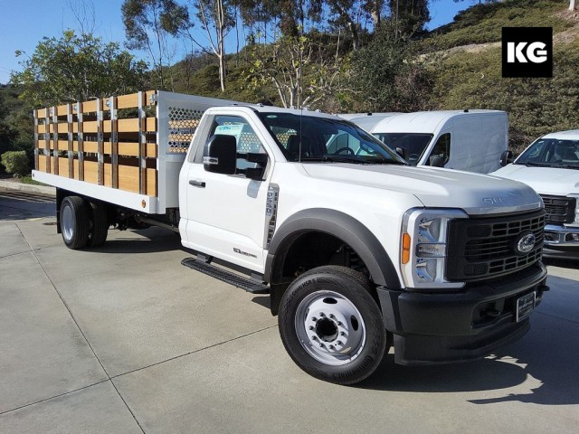 2024 Ford F-550 Super Duty Chassis Cab XL's photo