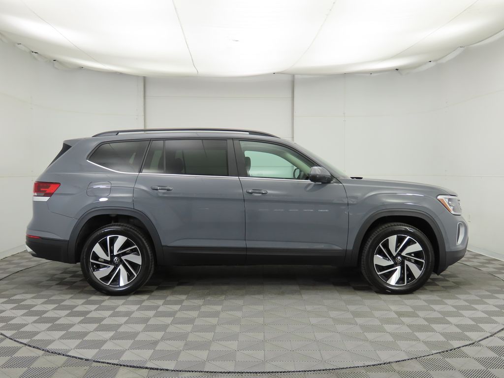 2026 Volkswagen Atlas SE Technology photo 4