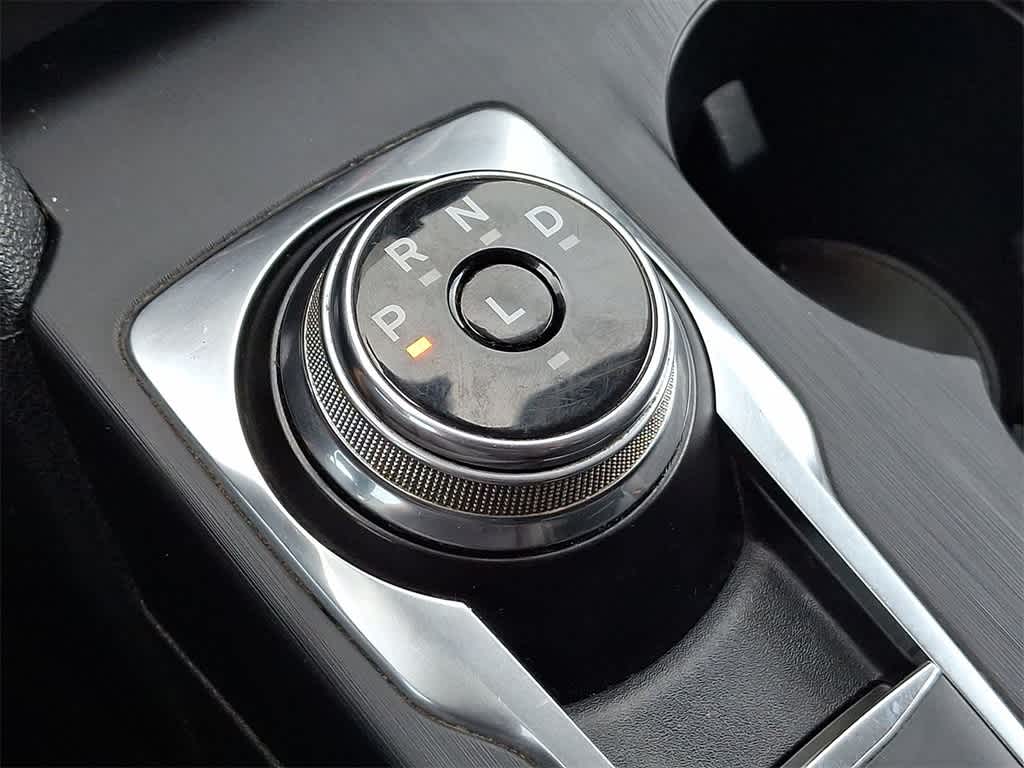 2020 Ford Escape SE Sport Hybrid photo 18