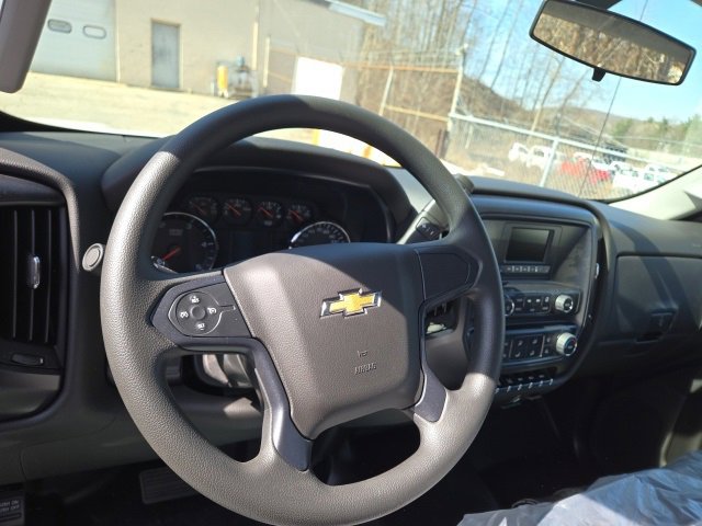 2024 Chevrolet Silverado 4500HD Work Truck photo 3
