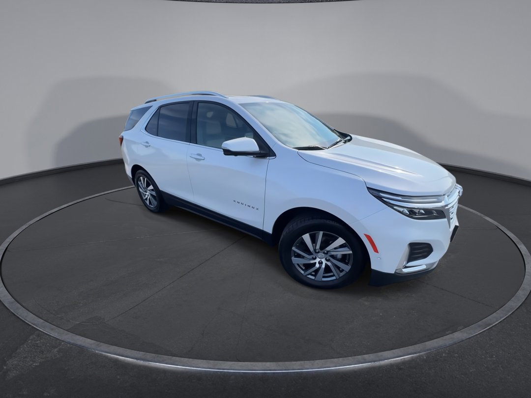 2024 Chevrolet Equinox Premier photo 2