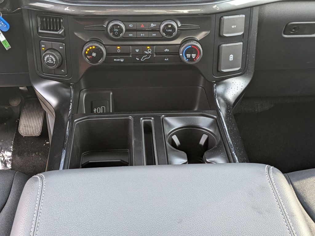 2025 Ford F-150 STX photo 17