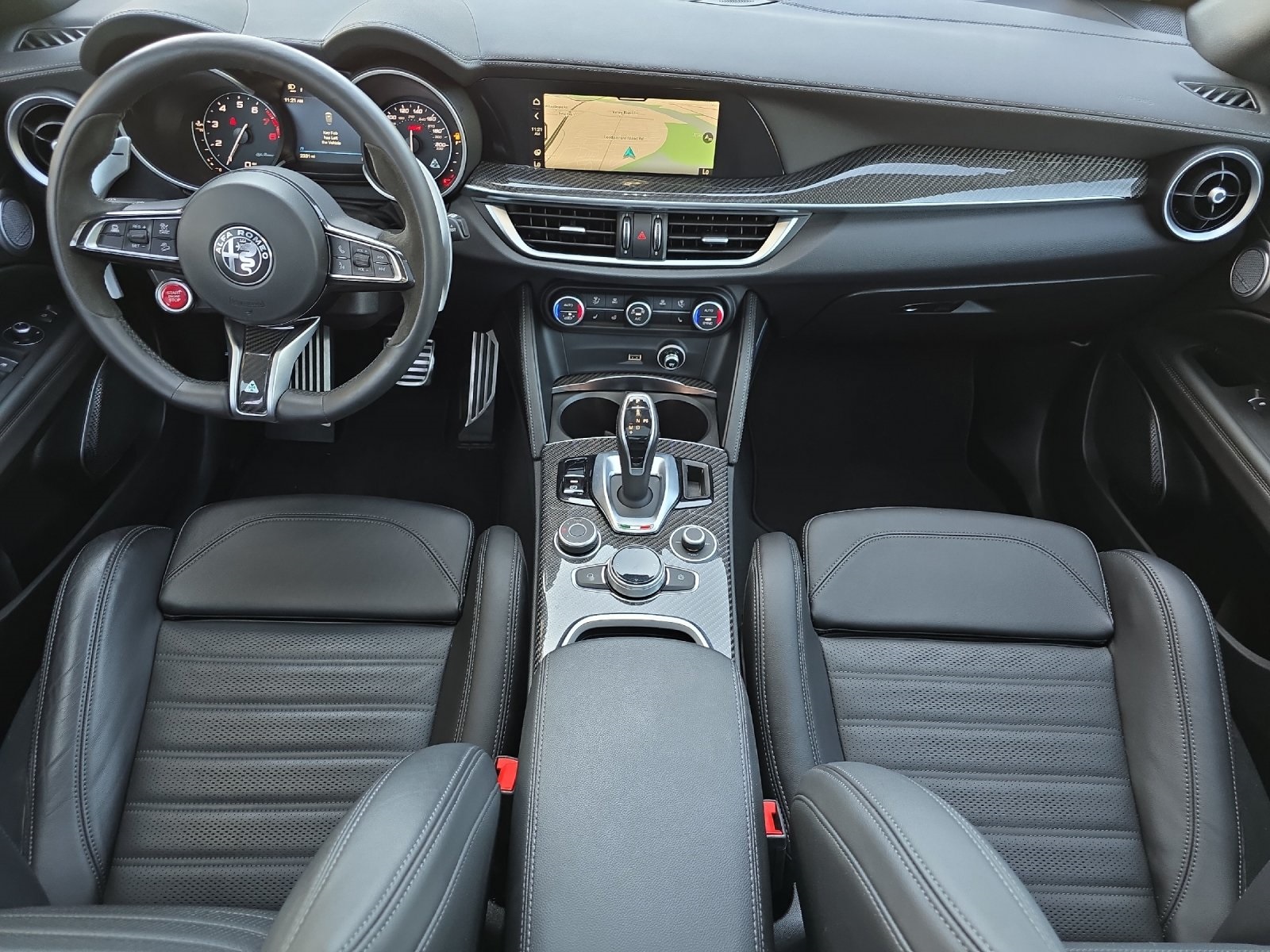 2023 Alfa Romeo Stelvio Quadrifoglio photo 12