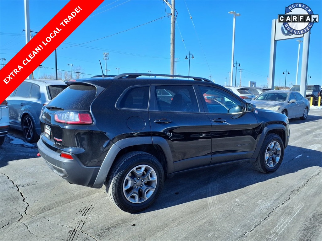 Used 2019 Jeep Cherokee Trailhawk with VIN 1C4PJMBX7KD313975 for sale in Franklin, WI
