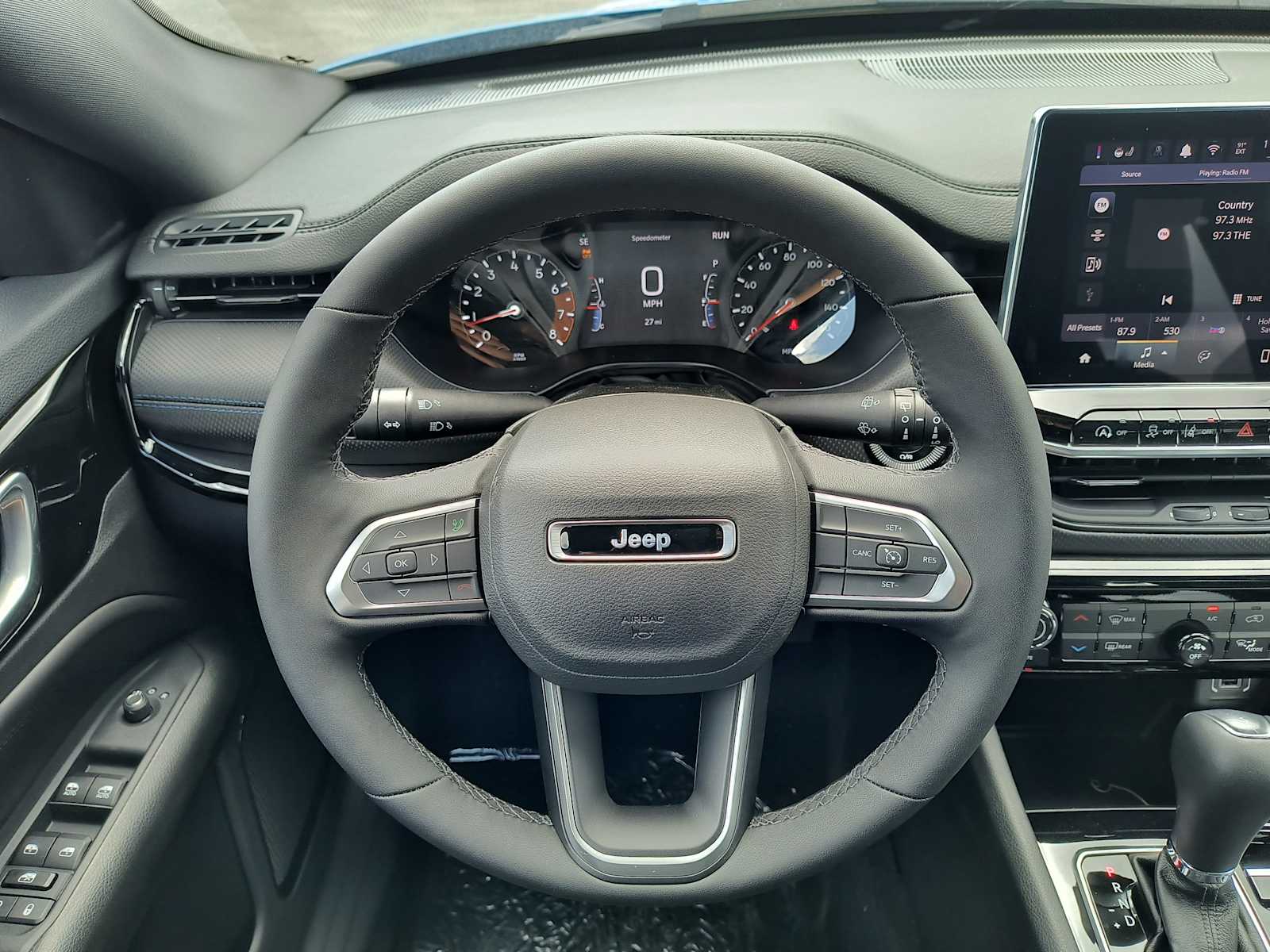 2025 Jeep Compass Latitude photo 3