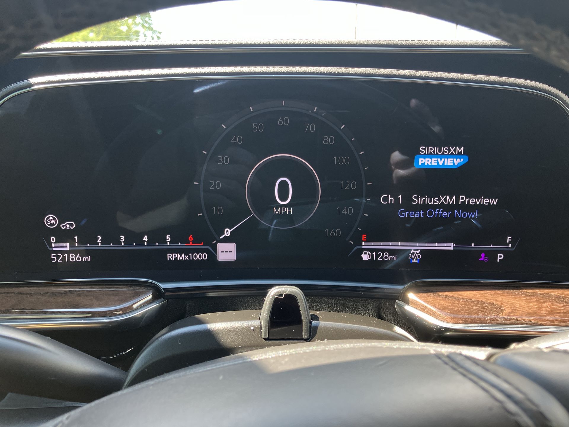 2022 Cadillac Escalade Sport Platinum photo 3