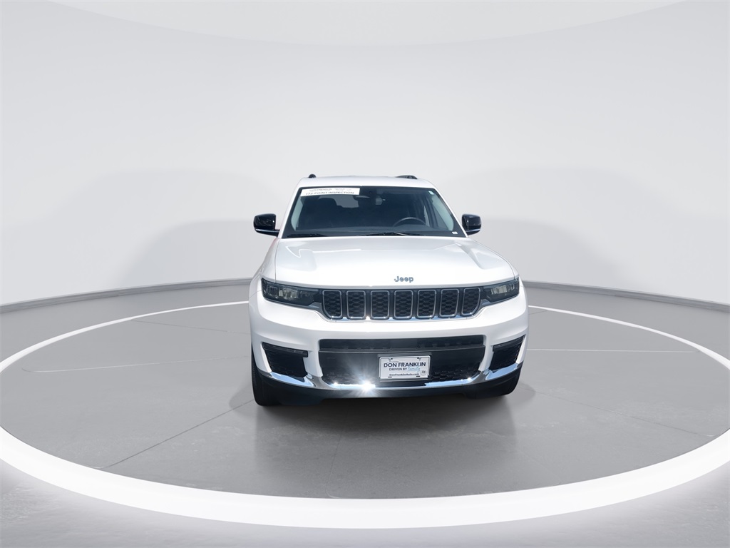 2022 Jeep Grand Cherokee Limited photo 2