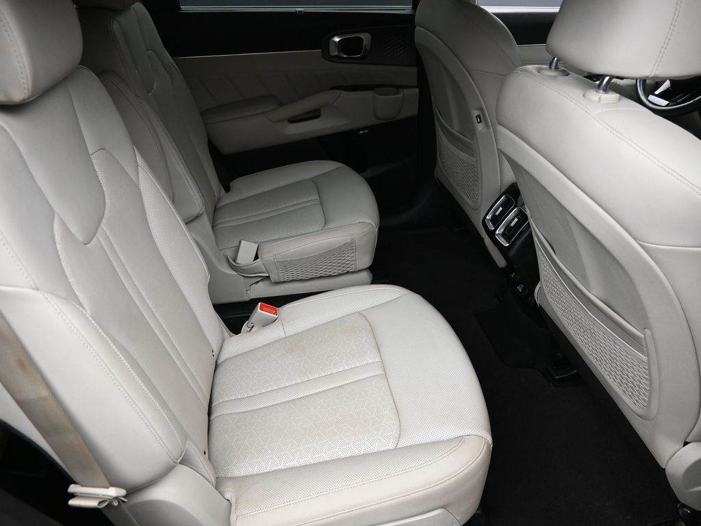 Image of Pre-Owned 2023 Kia Sorento Hybrid SX Prestige