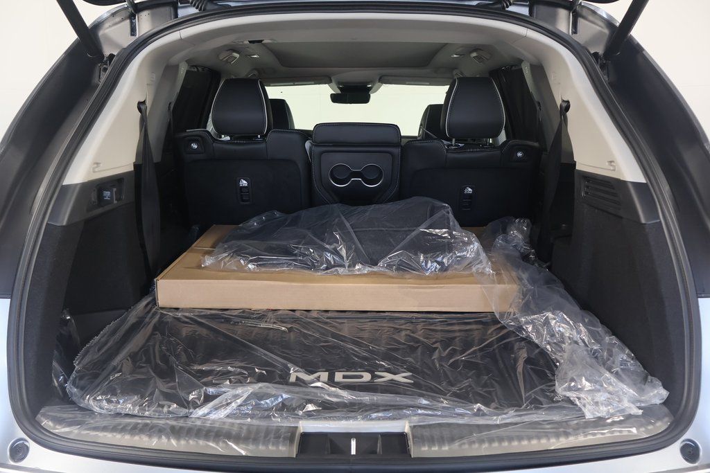 2026 Acura MDX SH-AWD Advance photo 7