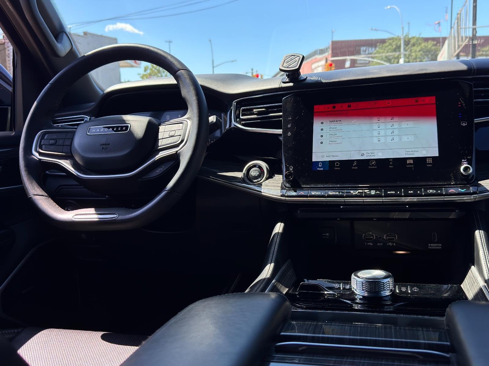 2022 Jeep Wagoneer Series II photo 26