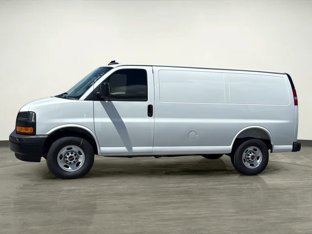 2025 Gmc Savana Cargo 2500 photo 4