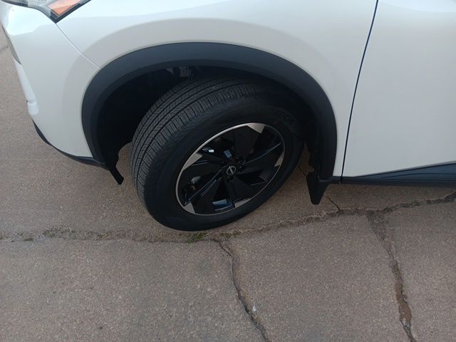 2026 Nissan Rogue SV photo 28