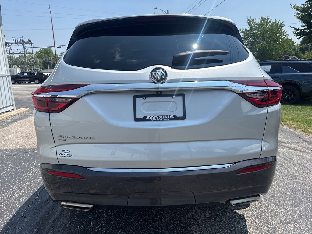 2021 Buick Enclave Essence photo 6