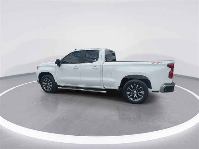 2024 Chevrolet Silverado 1500 LT photo 6