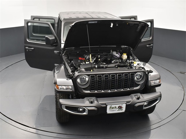2025 Jeep Gladiator Sport S photo 26