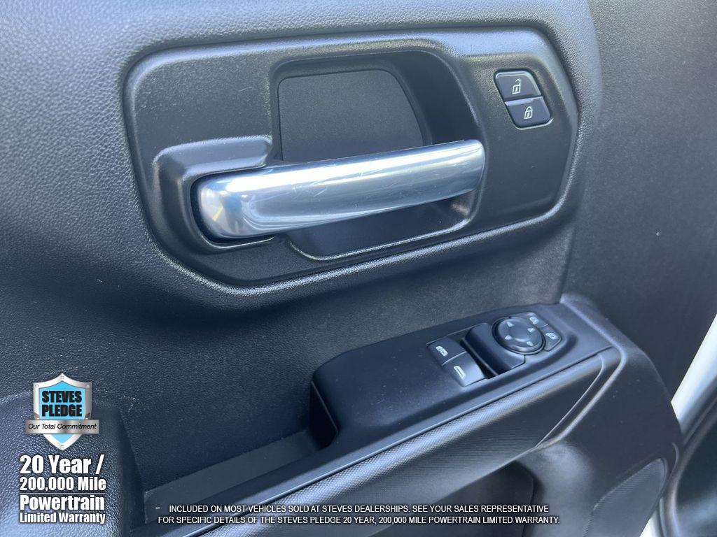 2024 Chevrolet Silverado 1500 photo 25