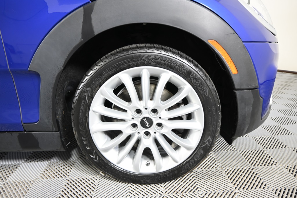 2019 Mini Cooper Base S ALL4 photo 11