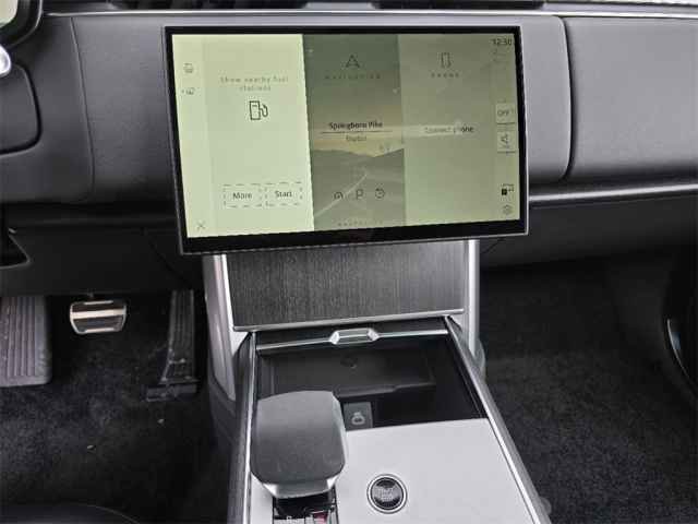 2025 Land Rover Range Rover SE photo 20