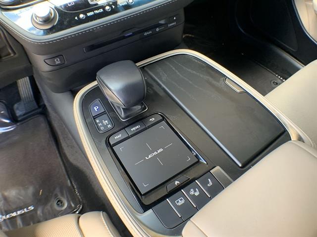 2022 Lexus LS 500 photo 19