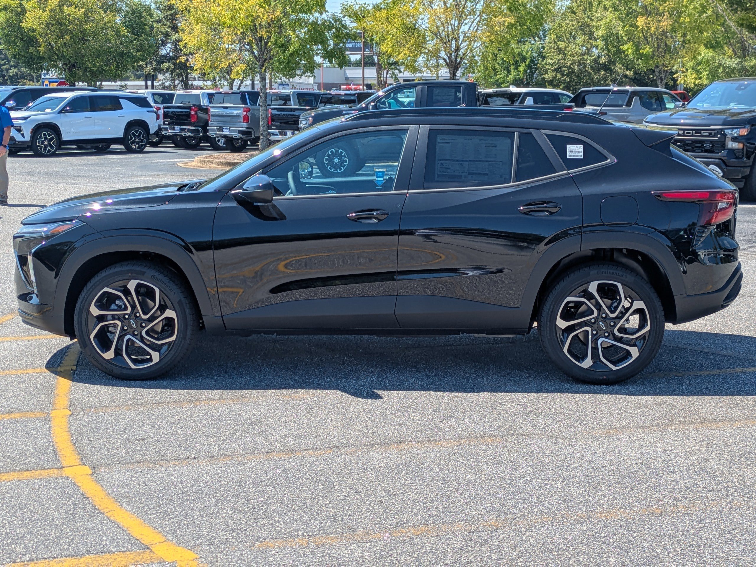 2025 Chevrolet Trax photo 6