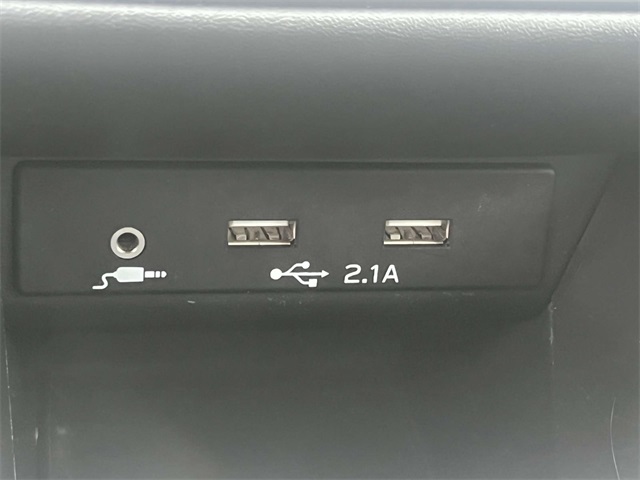 2020 Subaru Outback Limited photo 26
