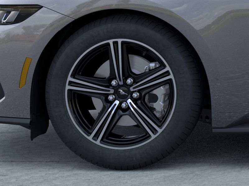 2025 Ford Mustang EcoBoost photo 17