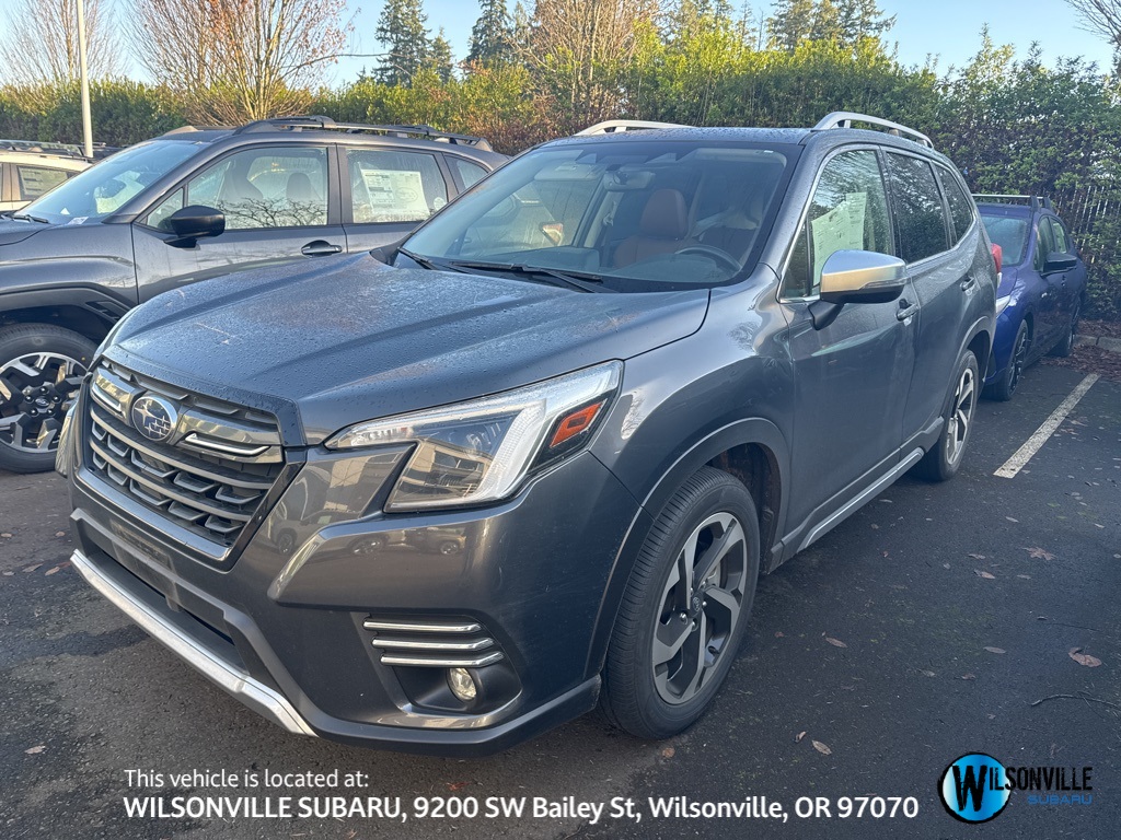 2022 Subaru Forester Touring's photo