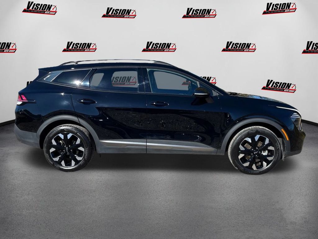 2024 Kia Sportage X-Line photo 4