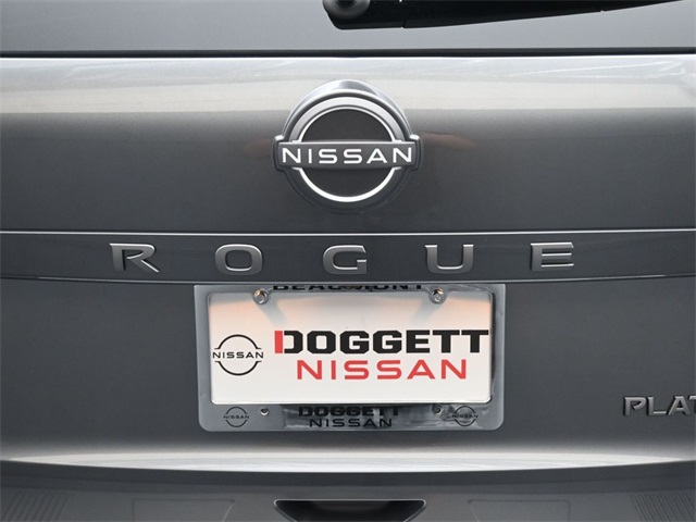 2025 Nissan Rogue Platinum photo 5