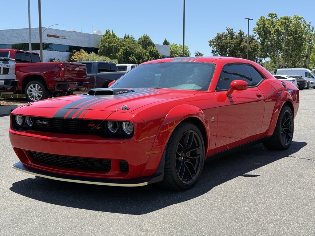 2022 Dodge Challenger R/T Scat Pack Widebody photo 4