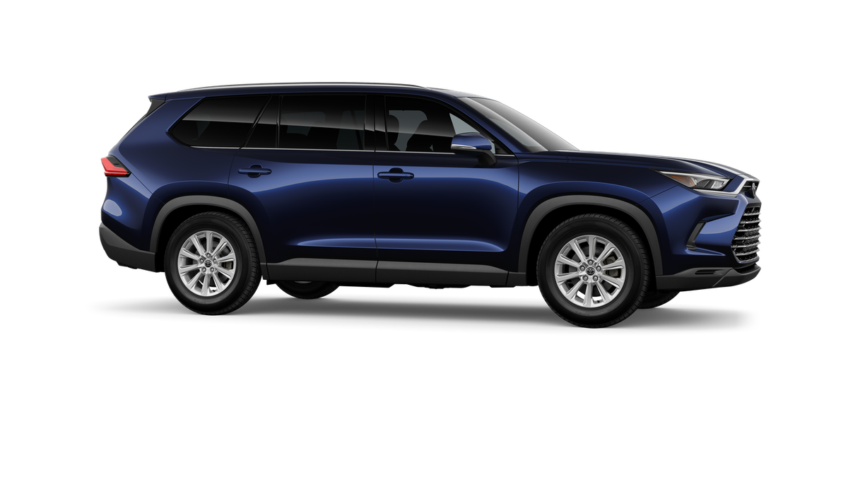 2026 Toyota Grand Highlander XLE photo 8