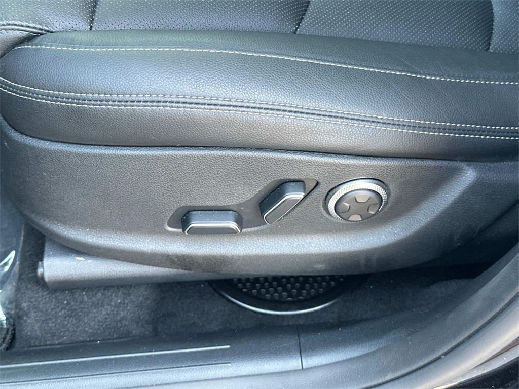 2025 Genesis GV70 2.5T photo 28