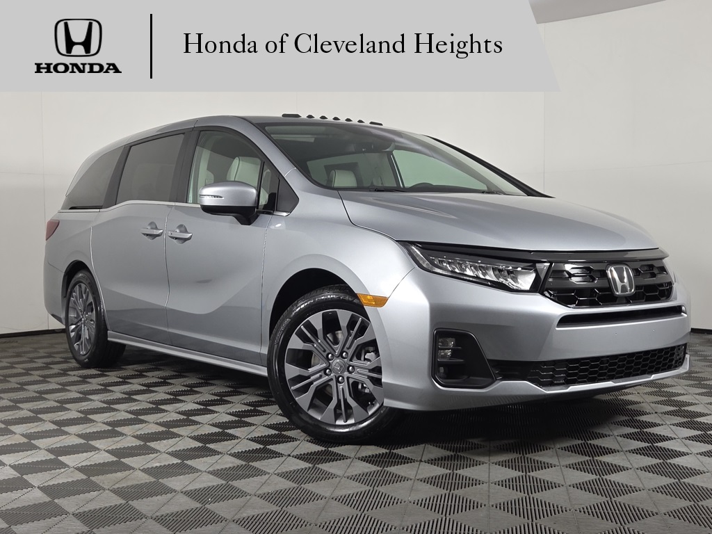2026 Honda Odyssey Touring's photo
